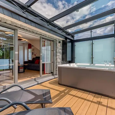 Le Domaine De Wisbeley Apartment Halet