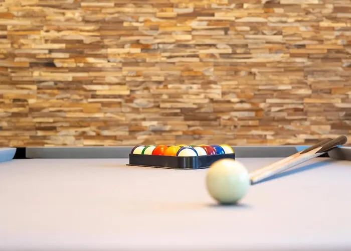 Le Domaine De Wisbeley Halet